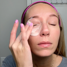 Load image into Gallery viewer, SuperGLA® Eyelid & Eyelash Foaming Cleanser with Rosemary