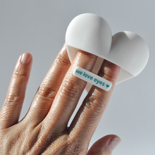 Load image into Gallery viewer, Eyelid Scrub Mitt